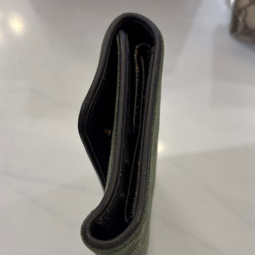 Louis Vuitton Olive Monogram Clutch - Picture 4 of 6